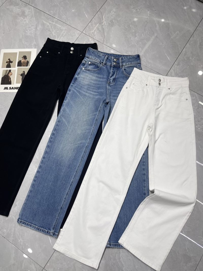 Chanel Jeans